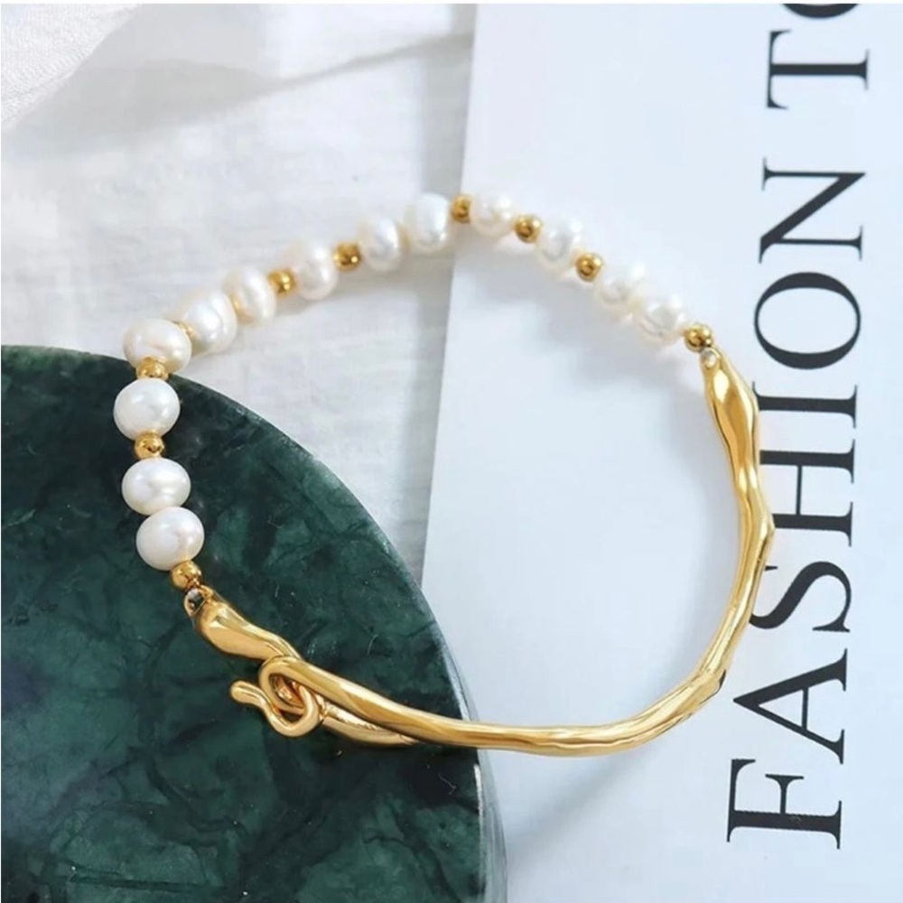 NEW 18K yellow gold plated freshwater pearl bangle bracelet jewelry B27A - Picture 7 of 9